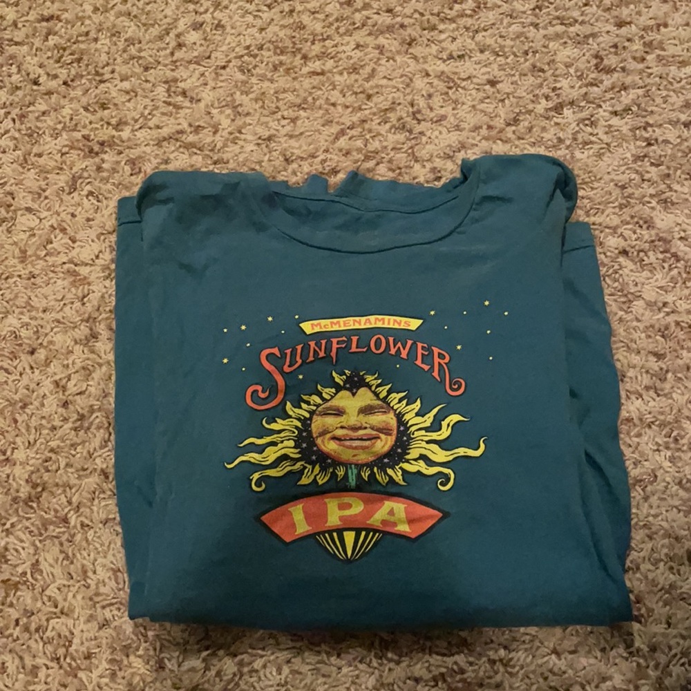Teal graphic tee